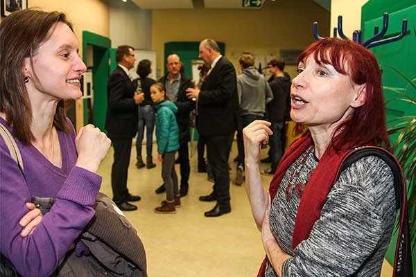 vernissage-detsch-23-publikumB78EC664-BF87-0CB1-D03E-744DC638828A.jpg