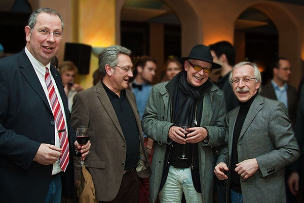 vernissage-642D63BE82-D70C-DD44-330A-0045FA5B3FEA.jpg