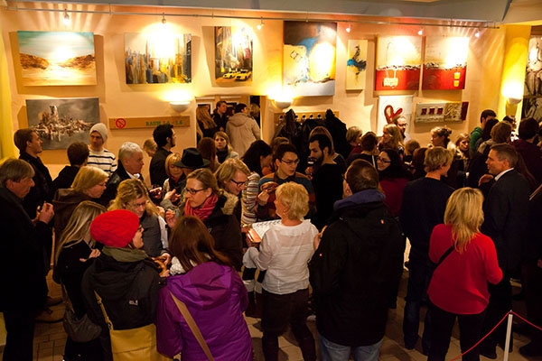 vernissage-6572B86F98-0418-61D4-79BC-F585FABE735D.jpg