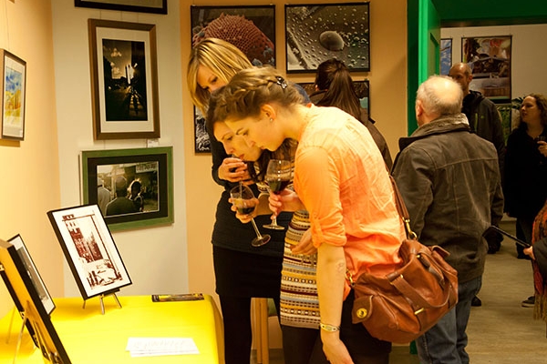 vernissage-77059C602F-D67B-8E56-7DB3-986CAD7B307D.jpg