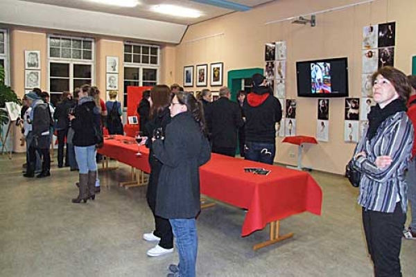 bendfeldt-vernissage-28BFB6DDBC-FC6E-6E12-E2BD-348A6F6F1E97.jpg