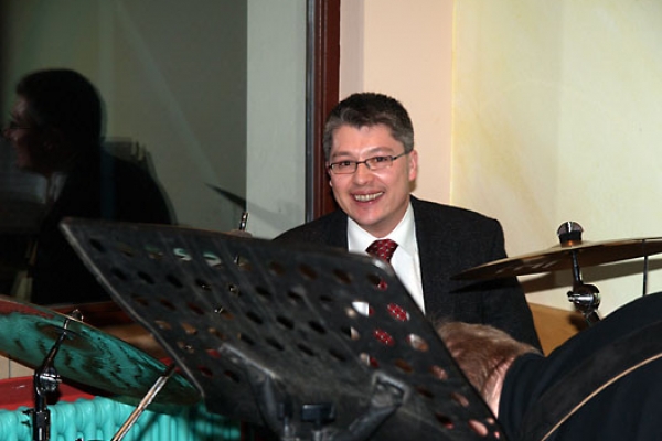 vernissage-2007-band-05CF2A35EF-FFCF-DD22-DBE7-652888612D11.jpg