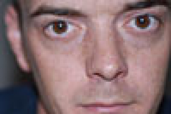 portrait-frank469DC070-BC79-2F9D-5F52-8900A8B57E44.jpg