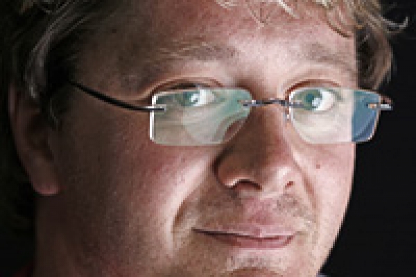 portrait-hanstein68045C57-2928-2294-10C9-68D927B0D42E.jpg