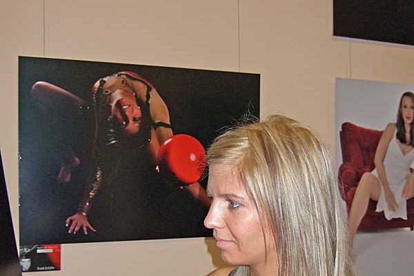 vernissage-2007-extra-0888A9B4EC-0B67-A0C2-46BE-8F6987F3981A.jpg