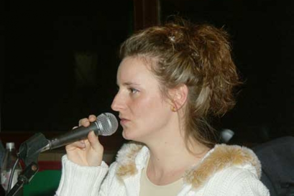 musik-06-vivienne3D29E8E1-9391-FE5B-81A1-CE5D3F23BB09.jpg