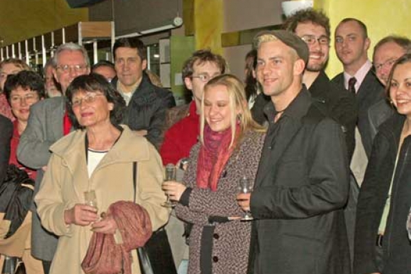 vernissage-080A69BC4A-DD95-C8E9-34F0-6AF7D725B184.jpg