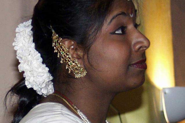 roshany-06F9B4D32E-C20A-0B6C-5947-4D2540ACBC13.jpg